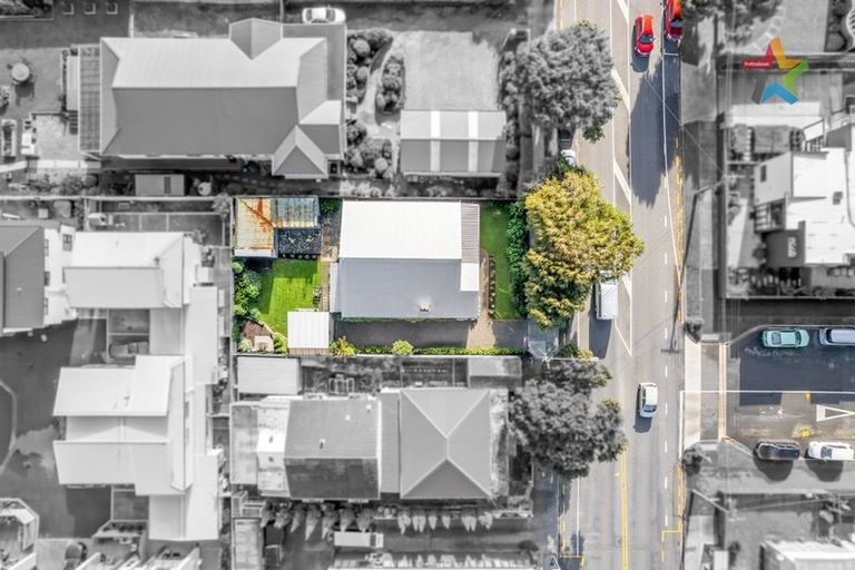 Photo of property in 35 Cuba Street, Petone, Lower Hutt, 5012