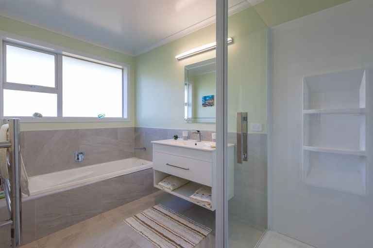 Photo of property in 370 Pomona Road, Tasman, Upper Moutere, 7173