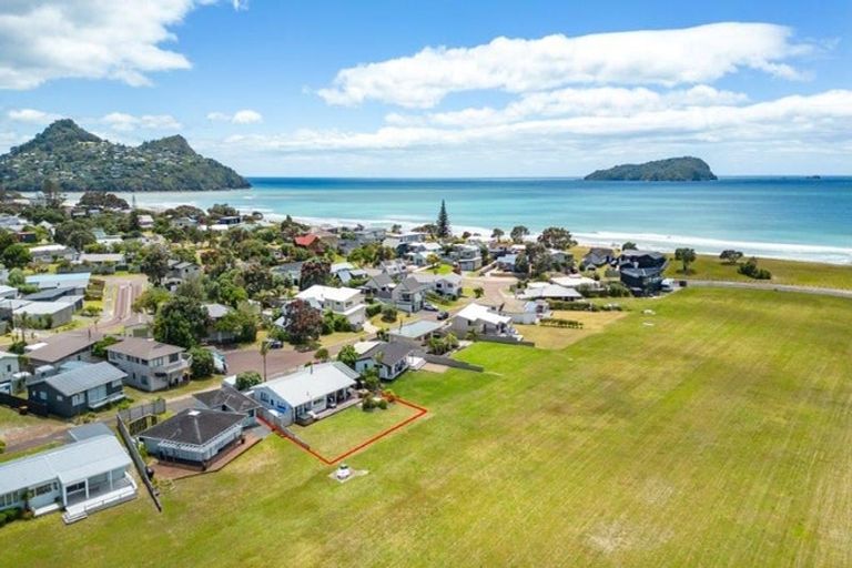 Photo of property in 13 Braddock Grove, Pauanui, Hikuai, 3579