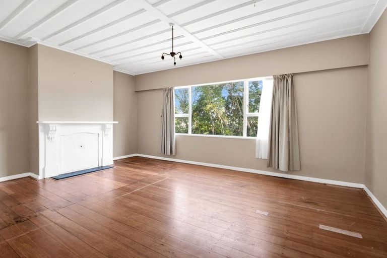 Photo of property in 41 Gloag Street, Waverley, 4510