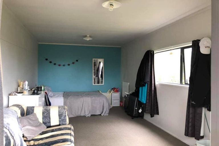 Photo of property in 69 Clemow Road, Fitzroy, New Plymouth, 4312
