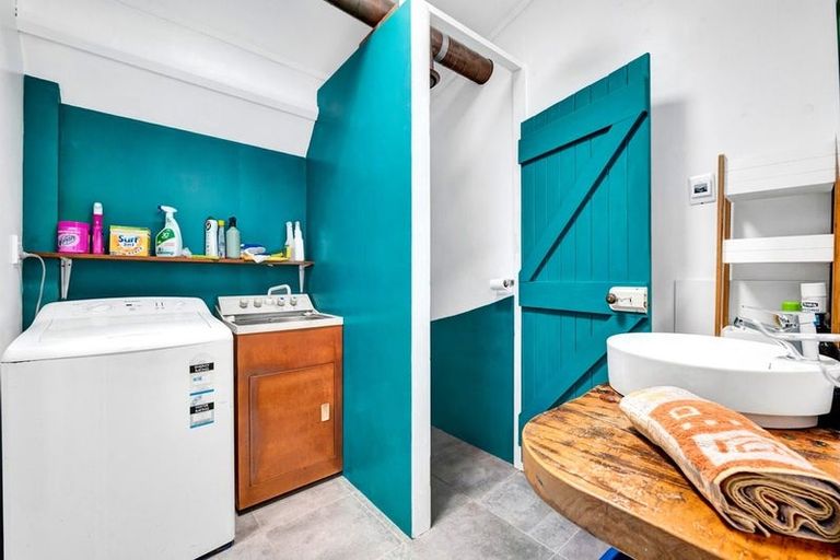 Photo of property in 20 Domett Street, Waitara, 4320