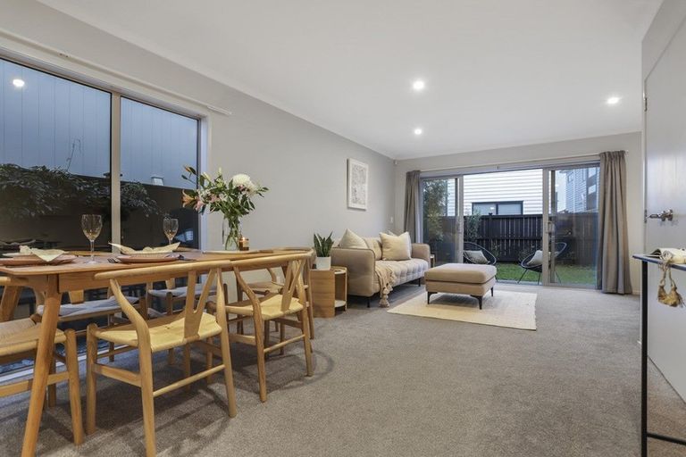 Photo of property in 9 Silvereye Road, Hobsonville, Auckland, 0616