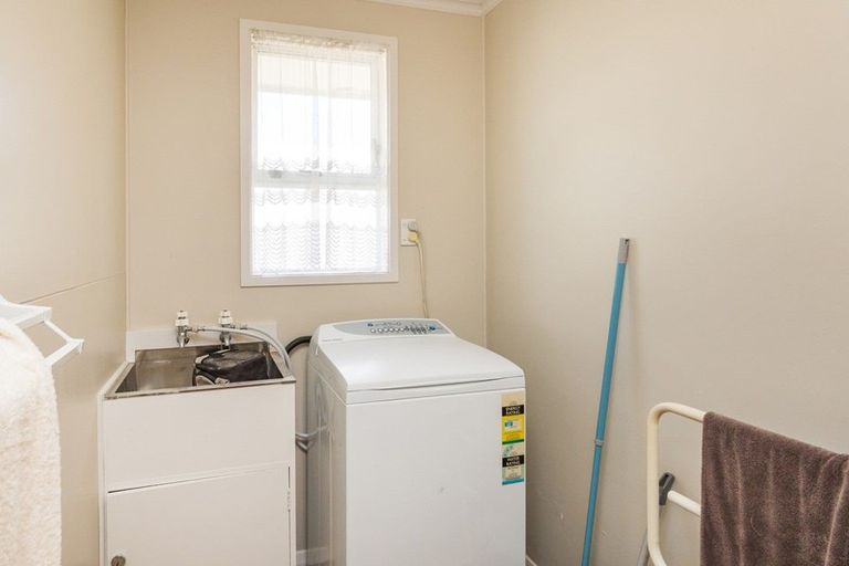 Photo of property in 2/528 Ferguson Street, Palmerston North, 4410