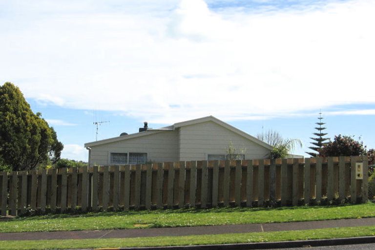 Photo of property in 12 Corinna Street, Welcome Bay, Tauranga, 3112