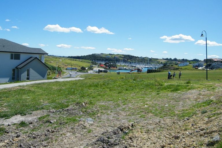 Photo of property in 18 Parkview Drive, Gulf Harbour, Whangaparaoa, 0930