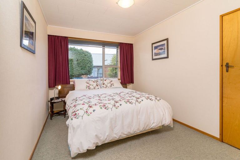 Photo of property in 43 Severn Street, Green Island, Dunedin, 9018