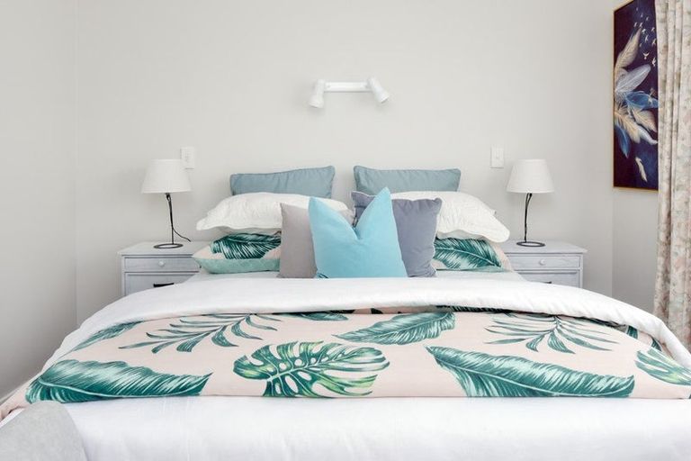 Photo of property in 1/21 Rawhiti Road, Manly, Whangaparaoa, 0930