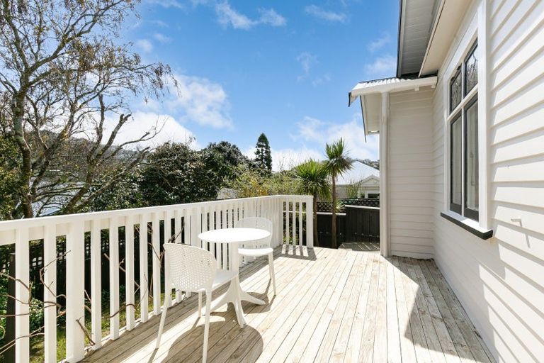 Photo of property in 22 Izard Road, Khandallah, Wellington, 6035