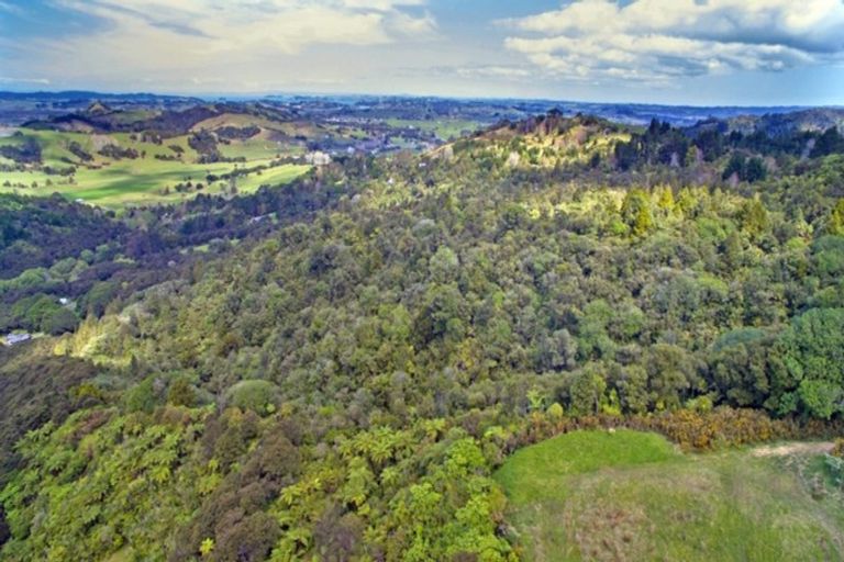 Photo of property in 750 Matakana Valley Road, Whangaripo, Wellsford, 0985