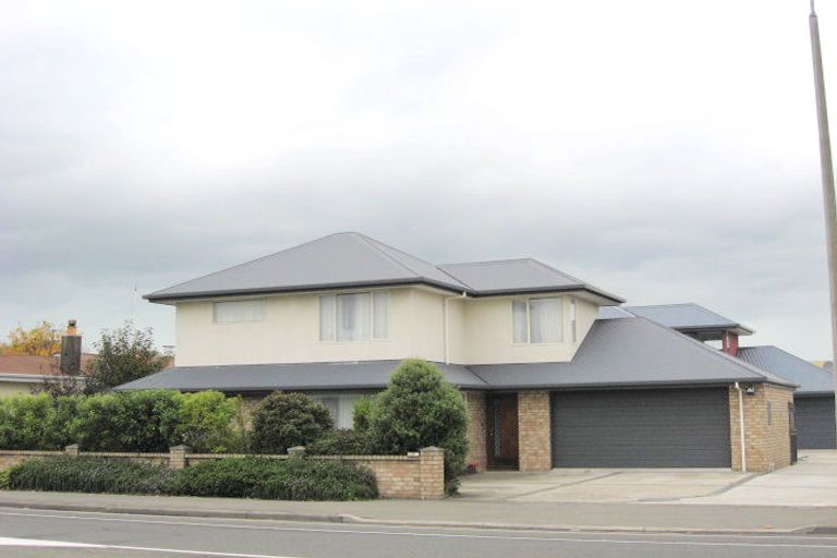 Photo of property in 62 Main North Road, Papanui, Christchurch, 8052