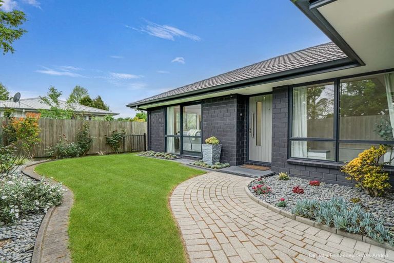 Photo of property in 10b Basley Road, Owhata, Rotorua, 3010