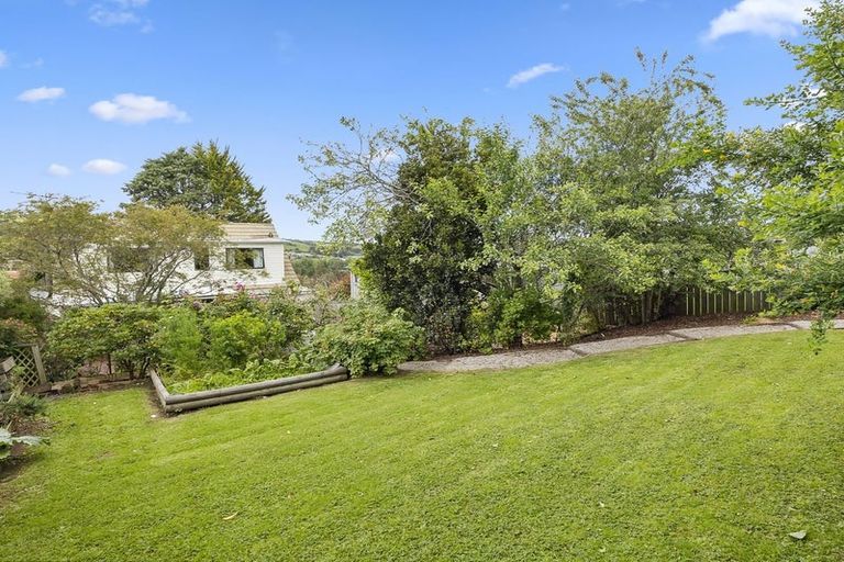 Photo of property in 52 Waldron Crescent, Green Island, Dunedin, 9018