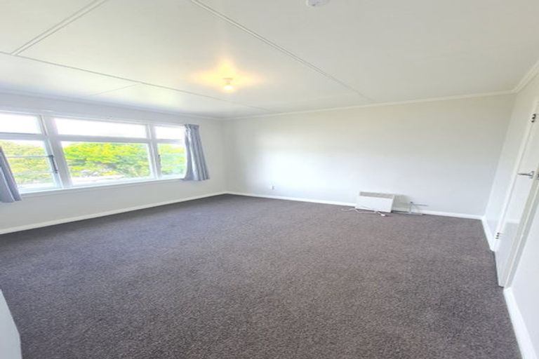 Photo of property in 79 Cornfoot Street, Castlecliff, Whanganui, 4501