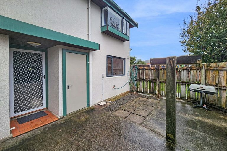Photo of property in 16 Mcbain Grove, Avalon, Lower Hutt, 5011