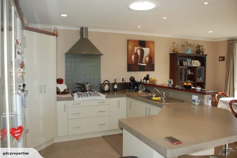 Photo of property in 48 Farringdon Avenue, Rototuna North, Hamilton, 3210