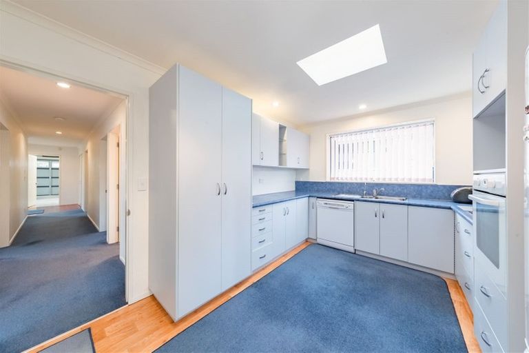 Photo of property in 94 Manuka Street, Stokes Valley, Lower Hutt, 5019