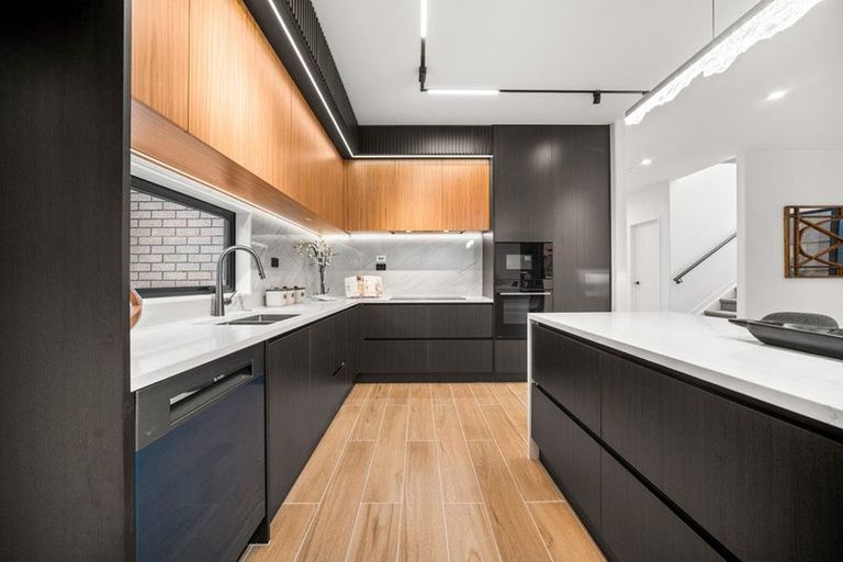 Photo of property in 24 Streamview Way, Long Bay, Auckland, 0630