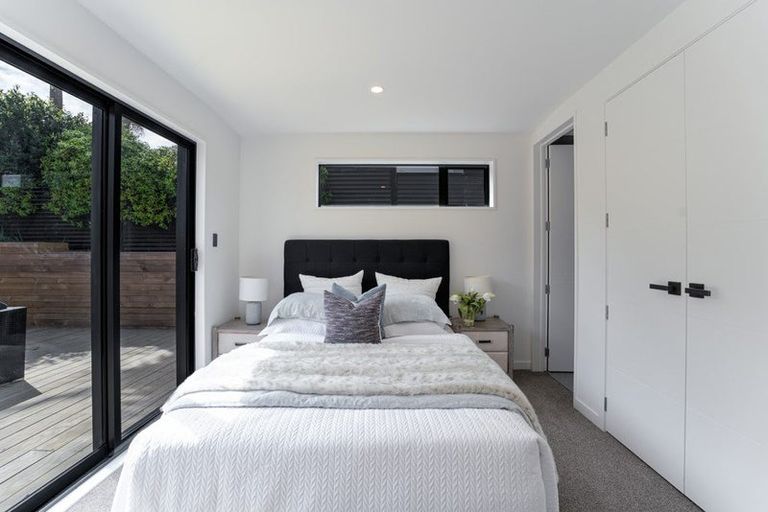 Photo of property in 3b Pine Ridge Terrace, Waikanae Beach, Waikanae, 5036