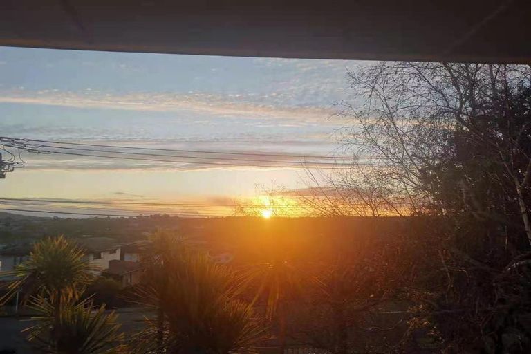 Photo of property in 114 Sturges Road, Henderson, Auckland, 0612