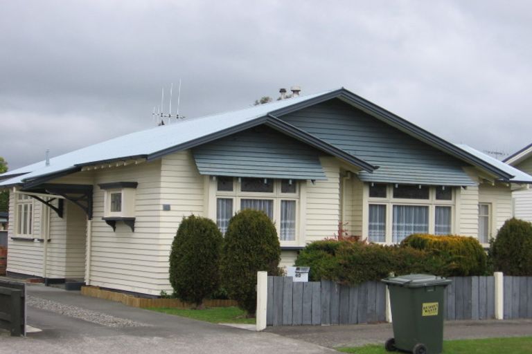Photo of property in 40 Dahlia Street, Palmerston North, 4410