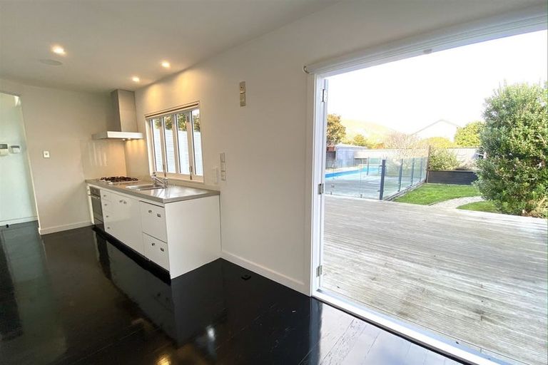 Photo of property in 100 Esplanade, Sumner, Christchurch, 8081