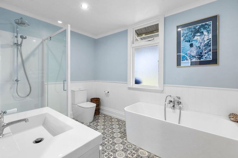 Photo of property in 20 Neudorf Road, Upper Moutere, 7175