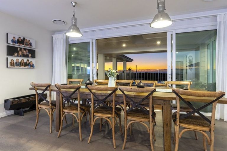 Photo of property in 87 Rutherford Drive, Waikanae Beach, Waikanae, 5036