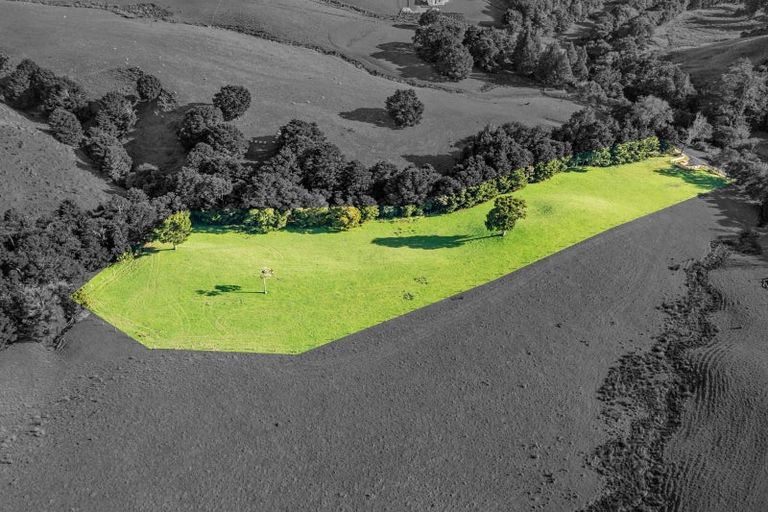 Photo of property in 216 Haruru Road, Kaukapakapa, 0873