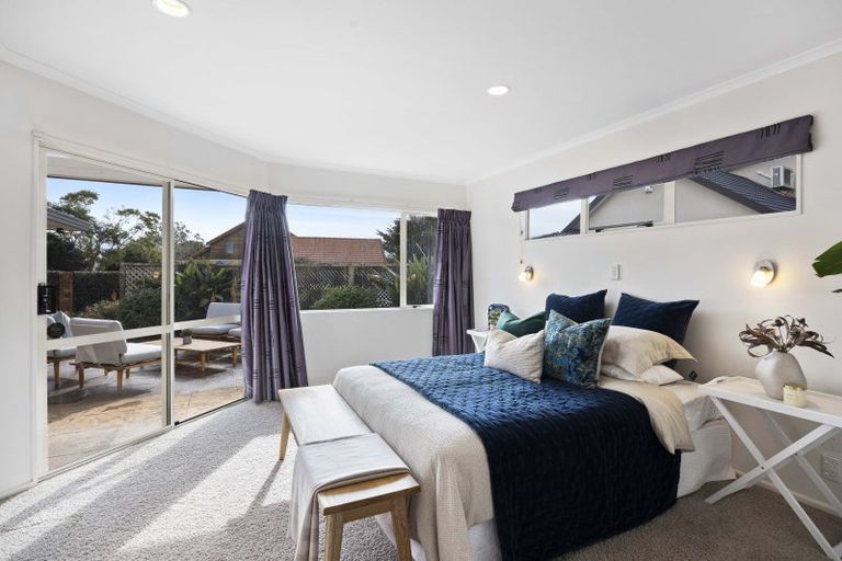 Photo of property in 17d Kinross Drive, Merrilands, New Plymouth, 4312