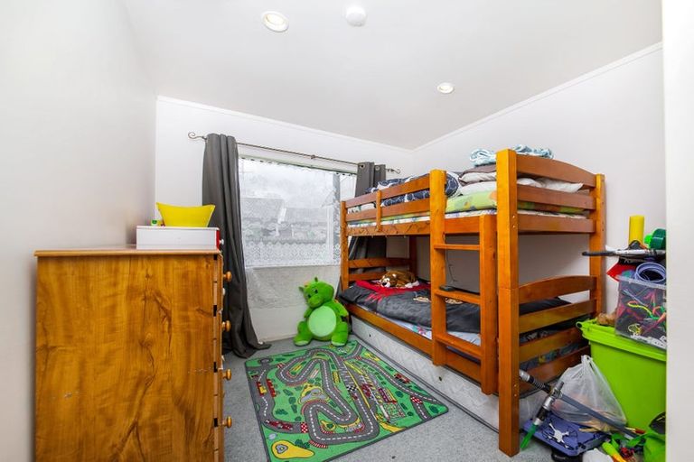 Photo of property in 66b Dundale Avenue, Blockhouse Bay, Auckland, 0600