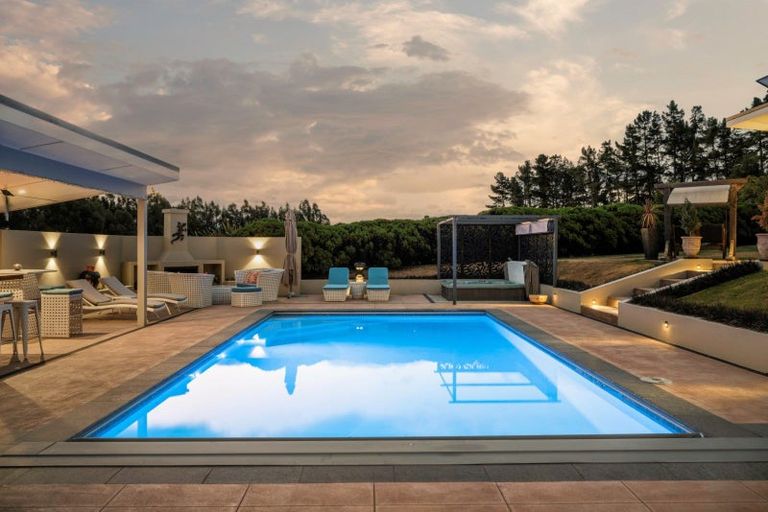 Photo of property in 728 Kane Road, Hawea Flat, Wanaka, 9382