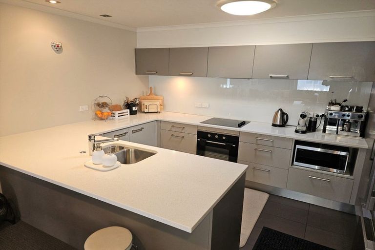 Photo of property in 24 Selwyn Road, Paihia, 0200