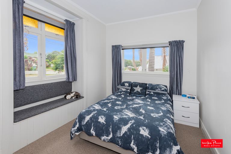 Photo of property in 9 Union Street, Hikurangi, 0114