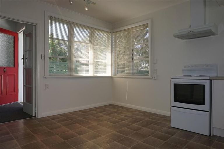 Photo of property in 7 Newall Avenue, Bryndwr, Christchurch, 8052