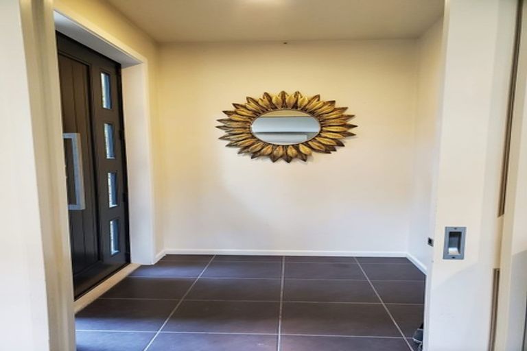 Photo of property in 12 Russell Street, Darfield, 7510