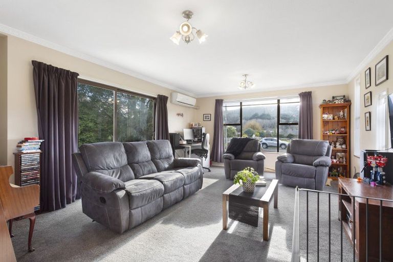 Photo of property in 43 Skerries Street, Outram, 9019