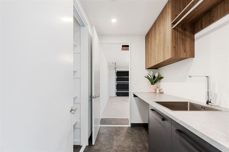 Photo of property in 1 Hiller Green Street, Halswell, Christchurch, 8025