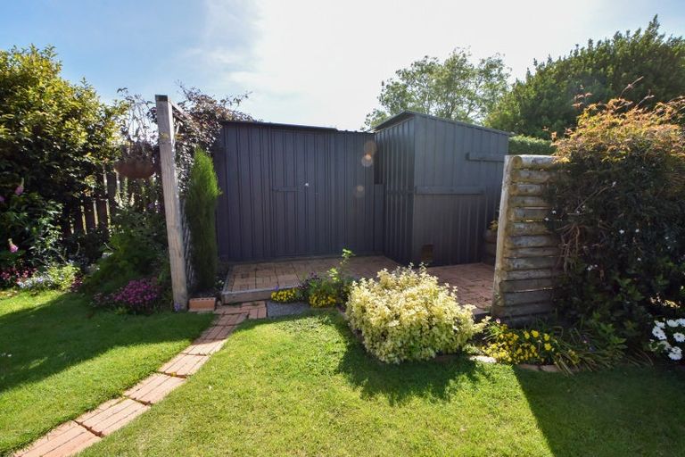 Photo of property in 24 Rexwood Street, Carterton, 5713