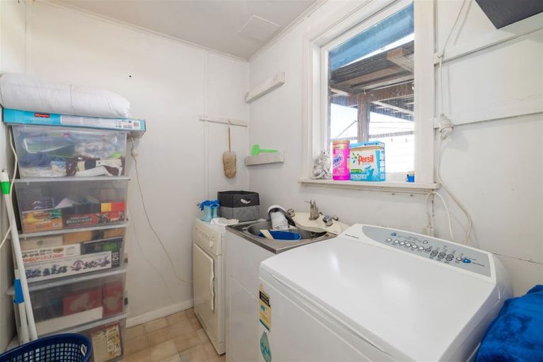 Photo of property in 67 Hoani Street, Northcote, Christchurch, 8052