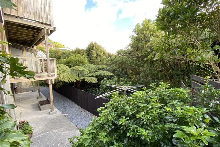 Photo of property in 6 Hawick Street, Karori, Wellington, 6012