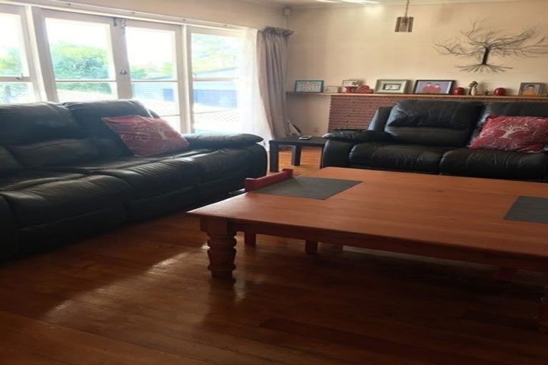 Photo of property in 29 Andrew Road, Howick, Auckland, 2010