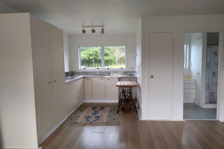 Photo of property in 222a Staniforth Road, Kaiwaka, Wellsford, 0975