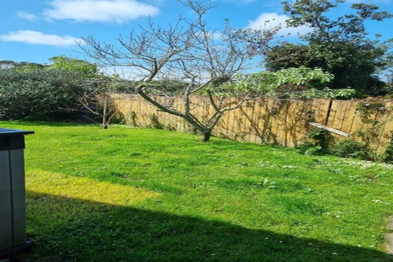 Photo of property in 8a Birdwood Road, Pukekohe, 2120