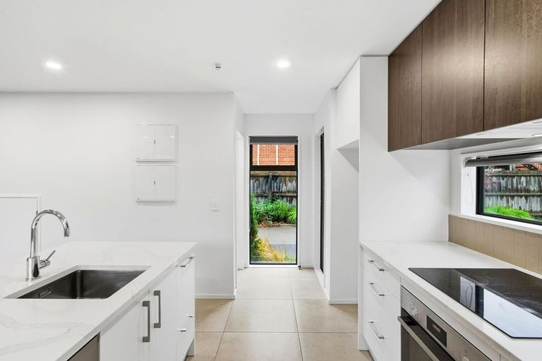 Photo of property in 3/59 Thackeray Place, Waltham, Christchurch, 8023