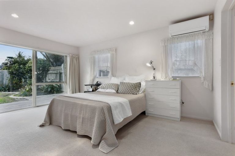 Photo of property in 26 Judd Place, Orewa, 0931