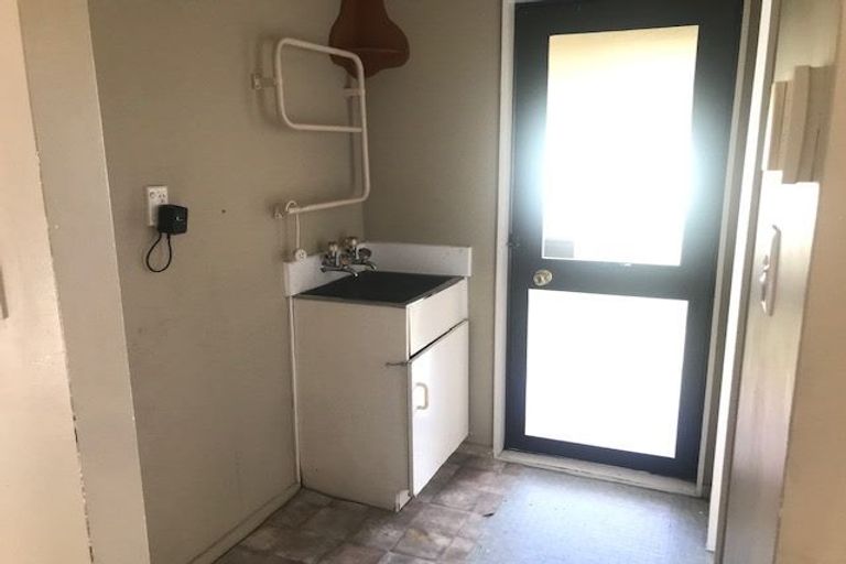 Photo of property in 18a Douglas Crescent, Fairfield, Hamilton, 3214