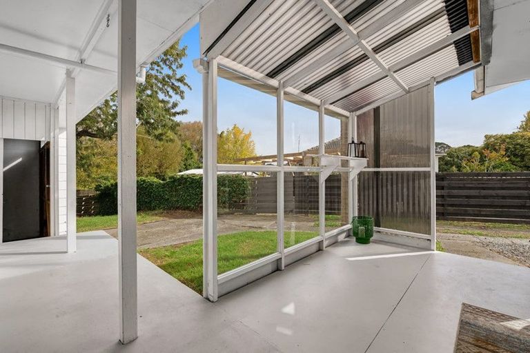 Photo of property in 129 Awaroa Road, Helensville, 0800