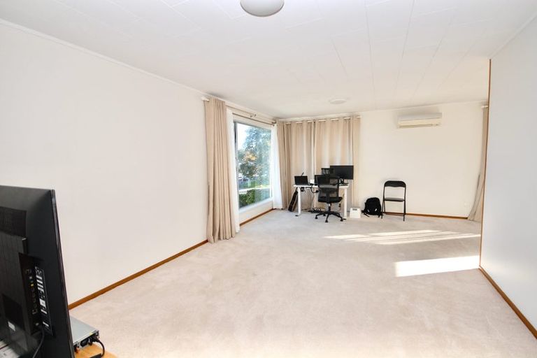 Photo of property in 84 Sycamore Drive, Sunnynook, Auckland, 0620