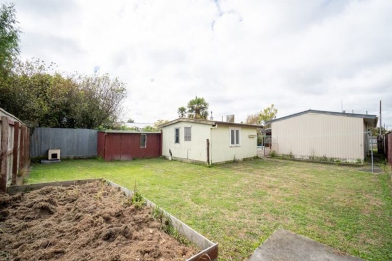 Photo of property in 59 Sutherland Crescent, Westbrook, Palmerston North, 4412